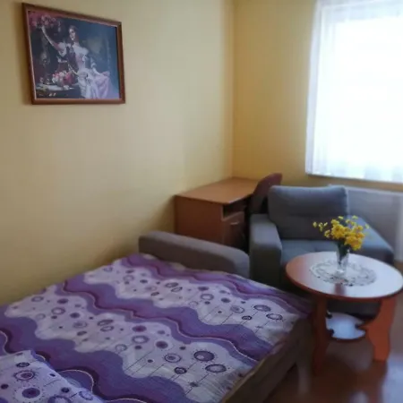 Mieszkanie Jarocka 4 Apartment *
